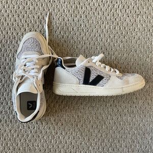 Veja Sneakers